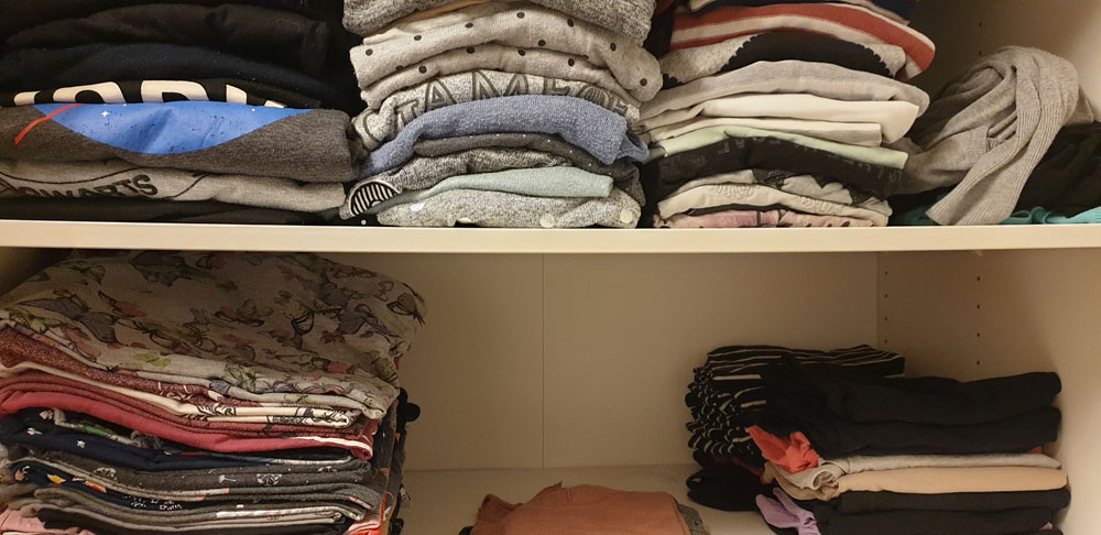 Kleiderschrank